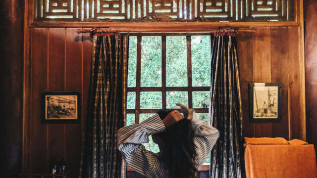 Interieur-Junior-Suite-Double-confort-et-espace-Soriyabori-Resort-Cambodge