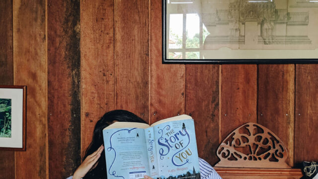 Salon-et-chambre-separee-Junior-Suite-Double-Soriyabori-Resort-Cambodge