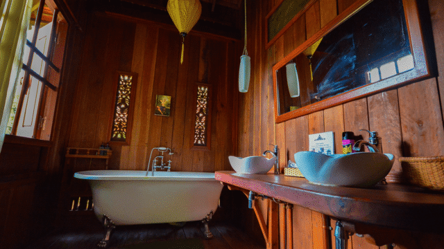 Suite-Superieure-Double-vue-jardin-Soriyabori-Resort-Cambodge