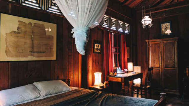 Terrasse-et-balcon-Junior-Suite-Double-Soriyabori-Resort-Cambodge